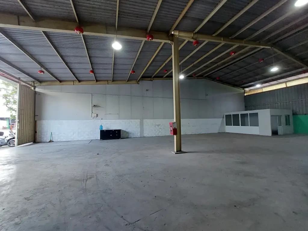 Main-Cần kho rộng có văn phòng tại Quận 7? Kho 500m Phú Thuận, container vào tận cửa.-2