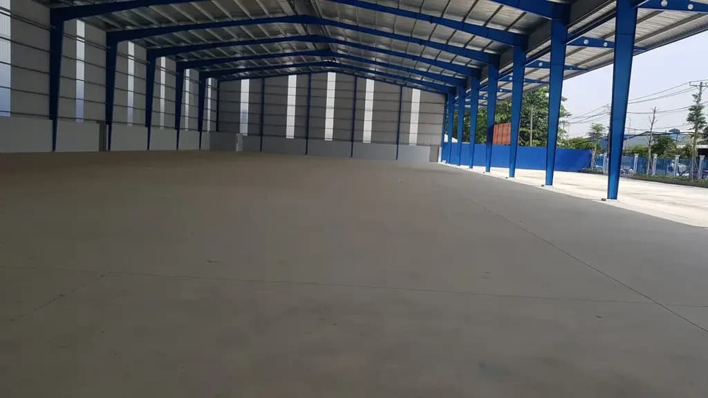 Main-NHÀ XƯỞNG CHO THUÊ MẶT ĐƯỜNG LÊ VĂN KHƯƠNG, P HIỆP THÀNH QUẬN 12 DT: 5000M LH: 0908561228-1