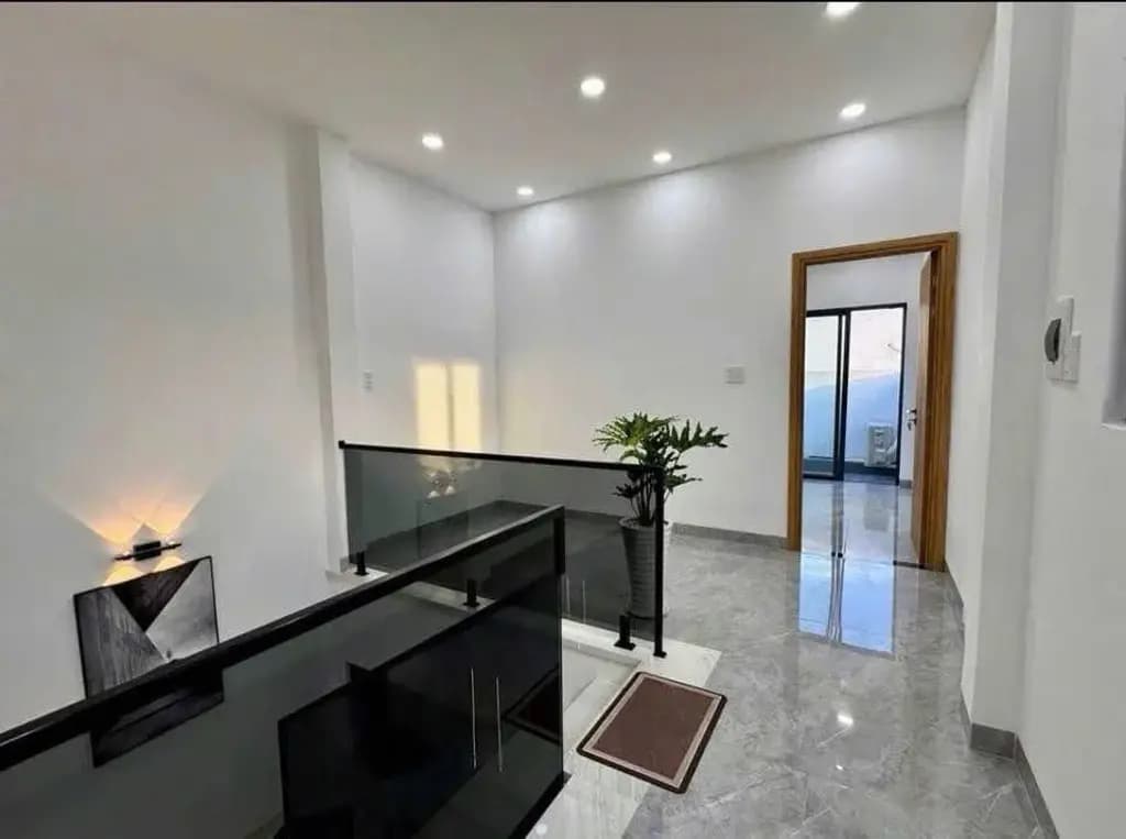 Main-🍀 Cần Tiền Về Quê Bán Nhanh Căn Nhà Trệt Lầu Mới Xây Ngay Chợ Thạnh Phú-4