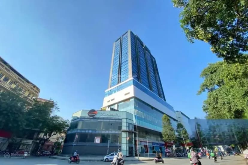 Cho thuê mặt bằng kinh doanh & văn phòng tại tòa nhà phố Lê Văn Lương, Hà Nội.