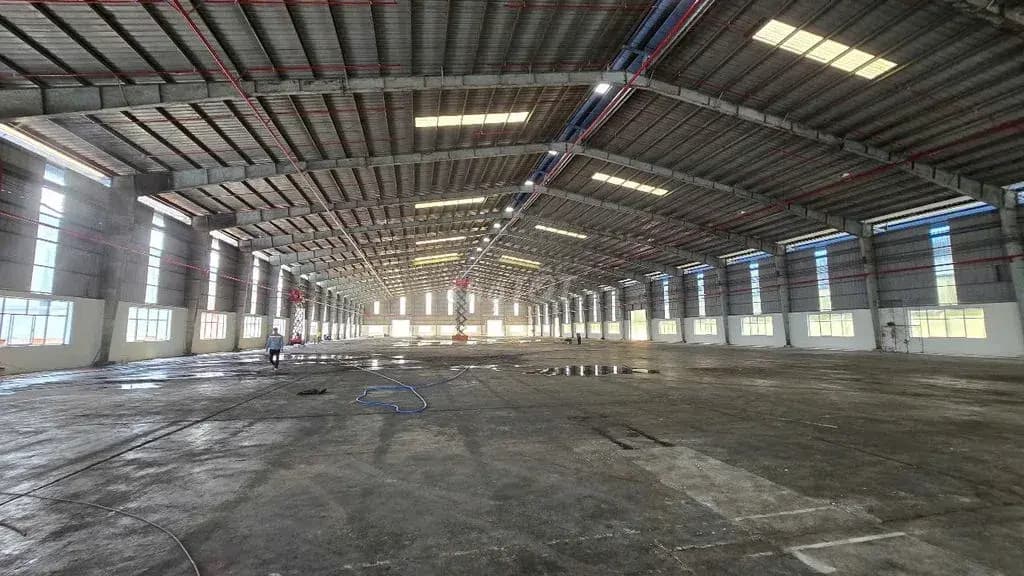 Main-Cho Thuê Xưởng 2800m2 + 3700m2 Tân Uyên , PCCC tự động ,Giấy tờ đầy đủ-2