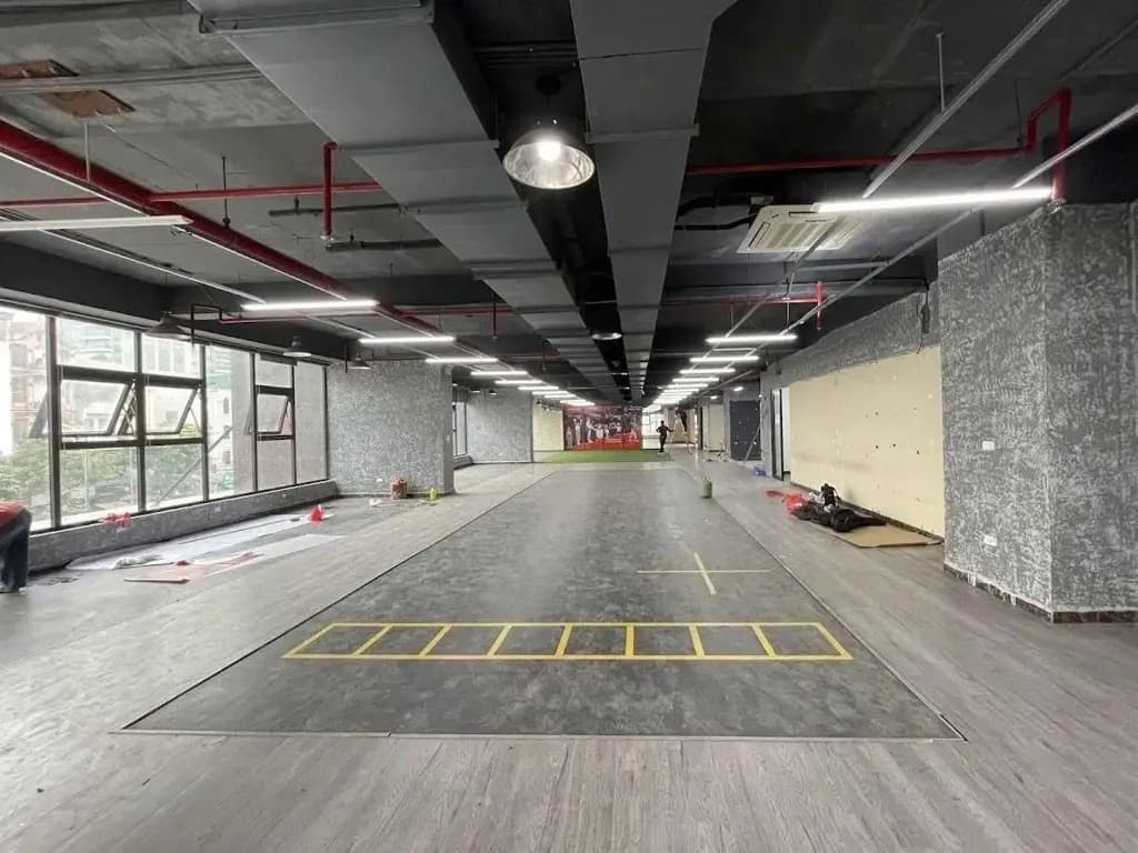 Main-Cho thuê sàn chân đế mặt phố Vũ Phạm Hàm diện tích 330m mặt tiền rộng vị trí rất đẹp-0