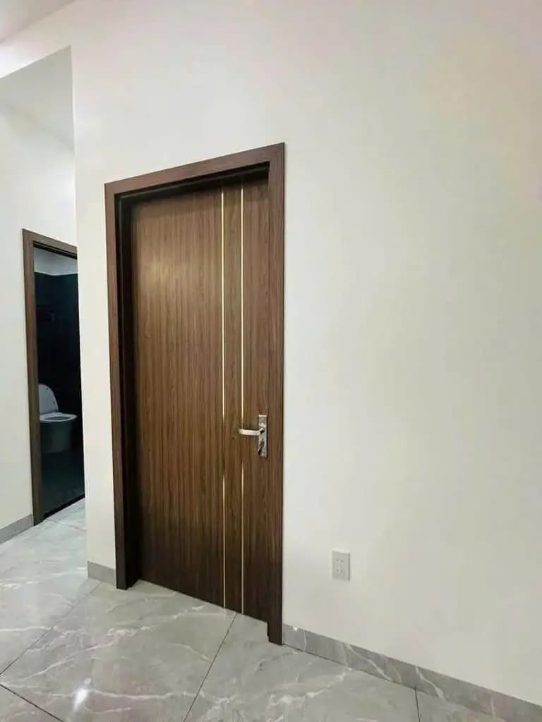 Main-1ty650 Còn Bớt Lộc!! Cần Tiền Về Quê Bán Nhanh Căn Nhà Trệt Lầu Mới Xây Ngay Chợ-4