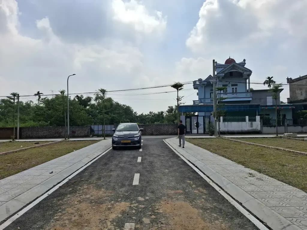 Main-Bán Nhà riêng 100m2 Full thổ cư, Full nội thất giá 3,2 tỷ trung tâm KDT vệ tinh Hòa Lạc-7