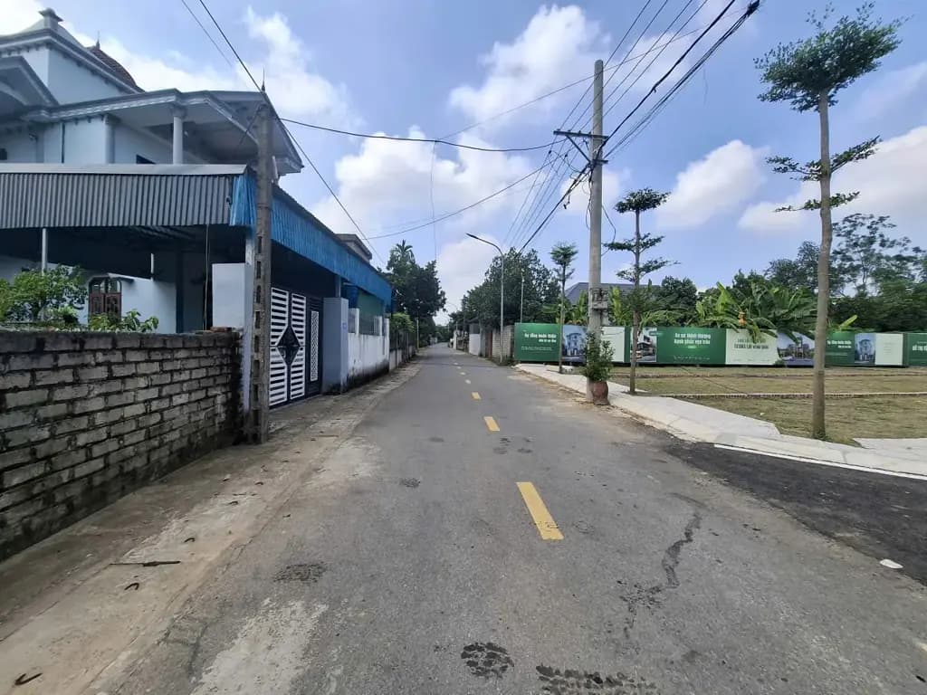 Main-Bán Nhà riêng 100m2 Full thổ cư, Full nội thất giá 3,2 tỷ trung tâm KDT vệ tinh Hòa Lạc-4