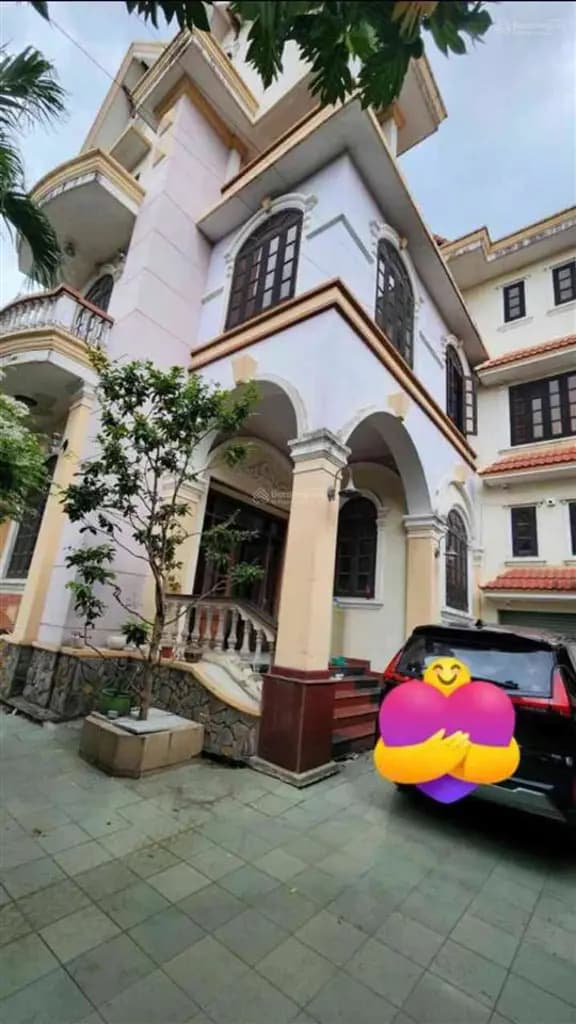 Main-Biệt thự giá tốt khu 300m2 (15m x 20m) mặt tiền 14m thông xe tải tránh ở, kd, vp, cty.-1