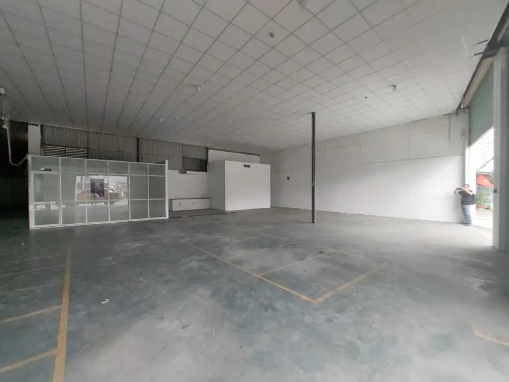 Main-Cho Thuê Kho Quận 7 1.200m² Mặt Tiền | Container 24/7 | Có Văn Phòng | PCCC chuẩn mua bảo hiểm.-1