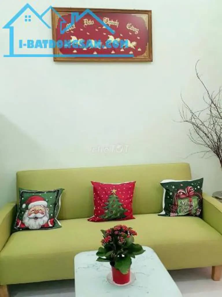 Main-Cho thuê rẻ nguyên căn 1 trệt 3 lầu Nguyễn Đình Chiểu Quận 3 TP.HCM-0