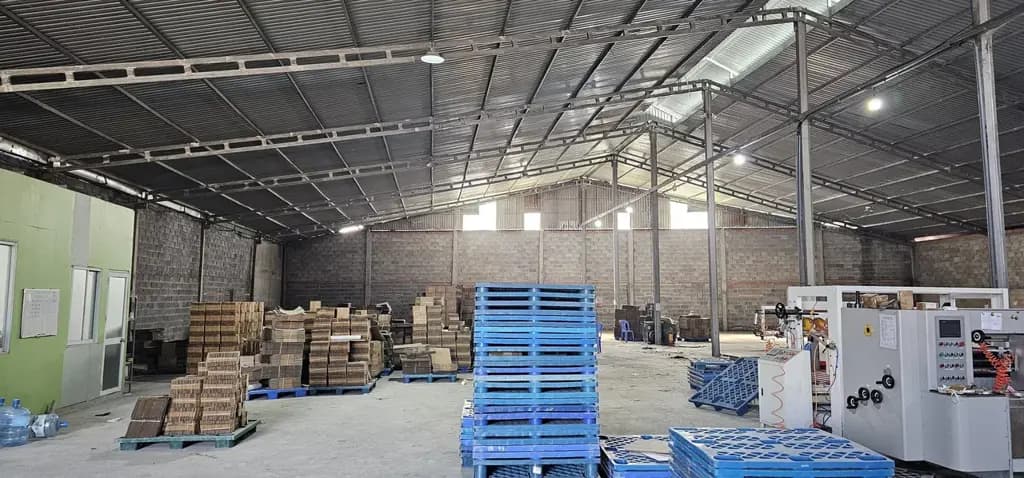 Main-KHO - XƯỞNG CHO THUÊ PHƯỜNG THANH XUÂN QUẬN 12 DT: 1300M² GIÁ 65 TRIÊU LH: 0908561228-5