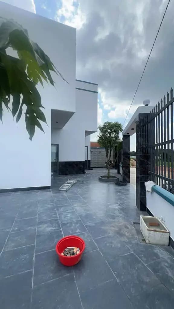 Main-NHÀ MỚI ĐẸP – 162M² – 4PN – THÁI HÒA ( đang vào hoàn thiện như mẫu) Thái Hòa, cách Ngã tư Miếu Ôn-2