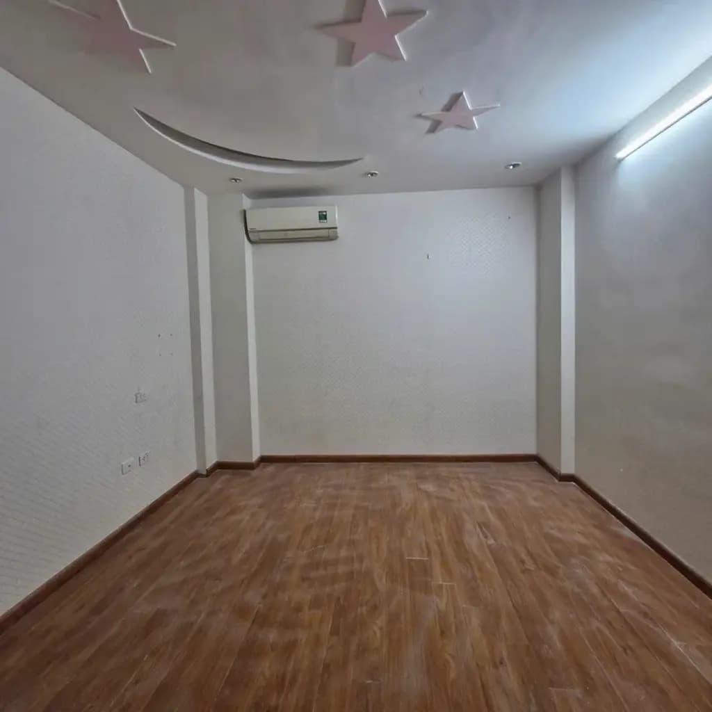 Main-Cho thuê nhà HOÀNG QUỐC VIỆT, Cầu Giấy. 20 triệu/tháng. Ưu tiên: Hộ Gia Đình, Văn phòng, KD Onl.-7