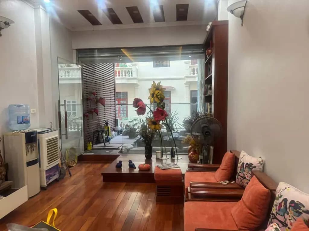 Main-Cho thuê nhà nguyên căn 66m2 4 tầng phố Ô Cách,Việt Hưng,Long Biên full đồ xịn ở ngay-1