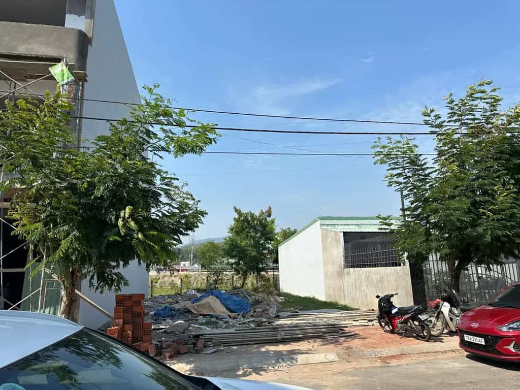 Main-Cần bán đất mặt tiền Phan Thúc Trực-2