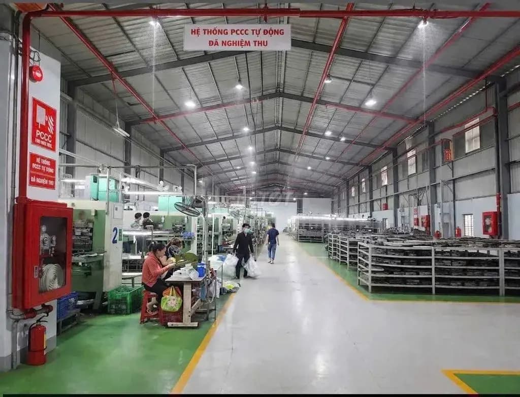 Main-Cho thuê xưởng tổng 4000m2.Pccc tự động.Đầy đủ giấy phép.Thuận An,BD-0