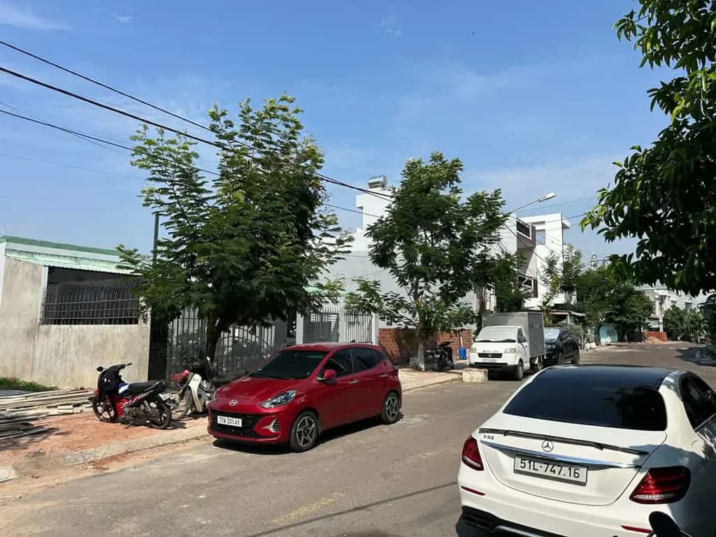 Main-Cần bán đất mặt tiền Phan Thúc Trực-5