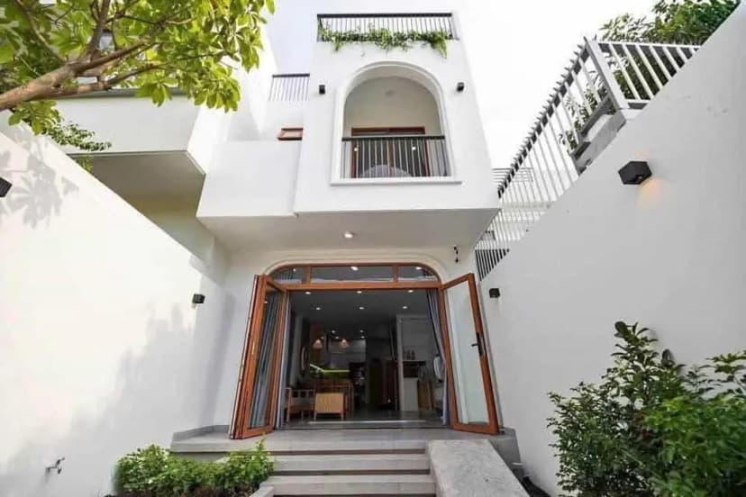 Nhà 1 trệt 1 lầu mới xây dành cho anh chị có tài chính 600 triệu