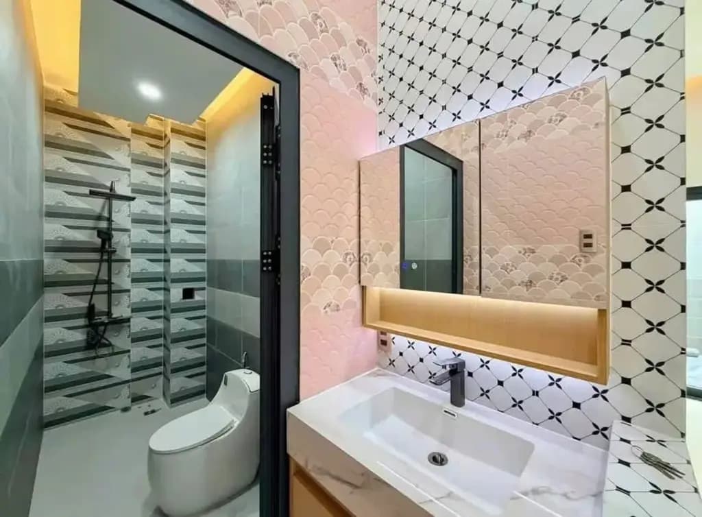 Main-Nhà Độc Lập Sổ Riêng Nay Có Việc Cần Bán, Tặng Nội Thất Cuối Đồng Khởi-8
