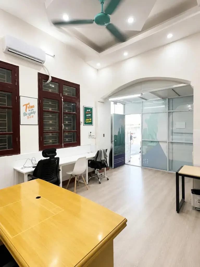 Main-Cho thuê văn phòng/ mặt bằng kinh doanh giá rẻ 4 tr đồng, phố Trần vỹ , Mai Dịch , Cầu giấy-2