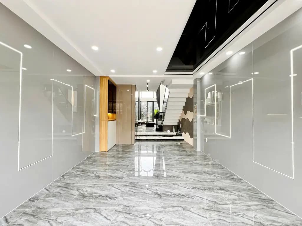 Main-NHÀ PHỐ LÊ QUANG HÒA – GARA Ô TÔ – PHÒNG SAUNA – ĐƯỜNG 8M – HẠ CÒN 6,1 TỶ-2
