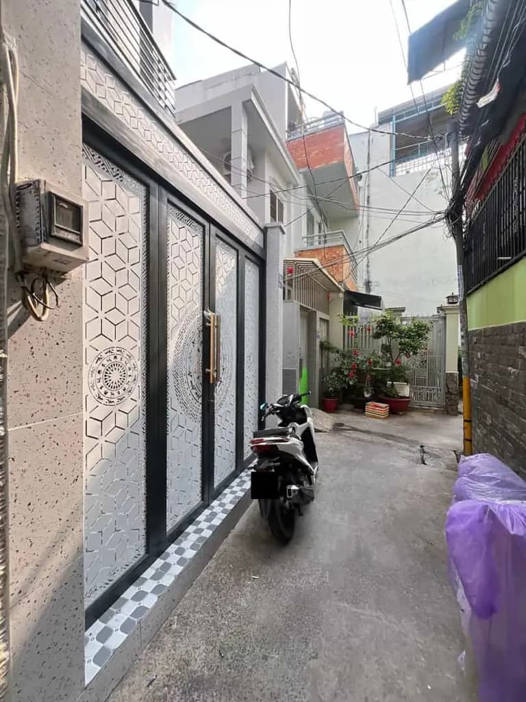 Main-BÁN NHÀ 4 TẦNG – 7 PHÒNG NGỦ – SÁT MẶT TIỀN PHẠM THẾ HIỂN, PHƯỜNG 4, QUẬN 8 CŨ-2