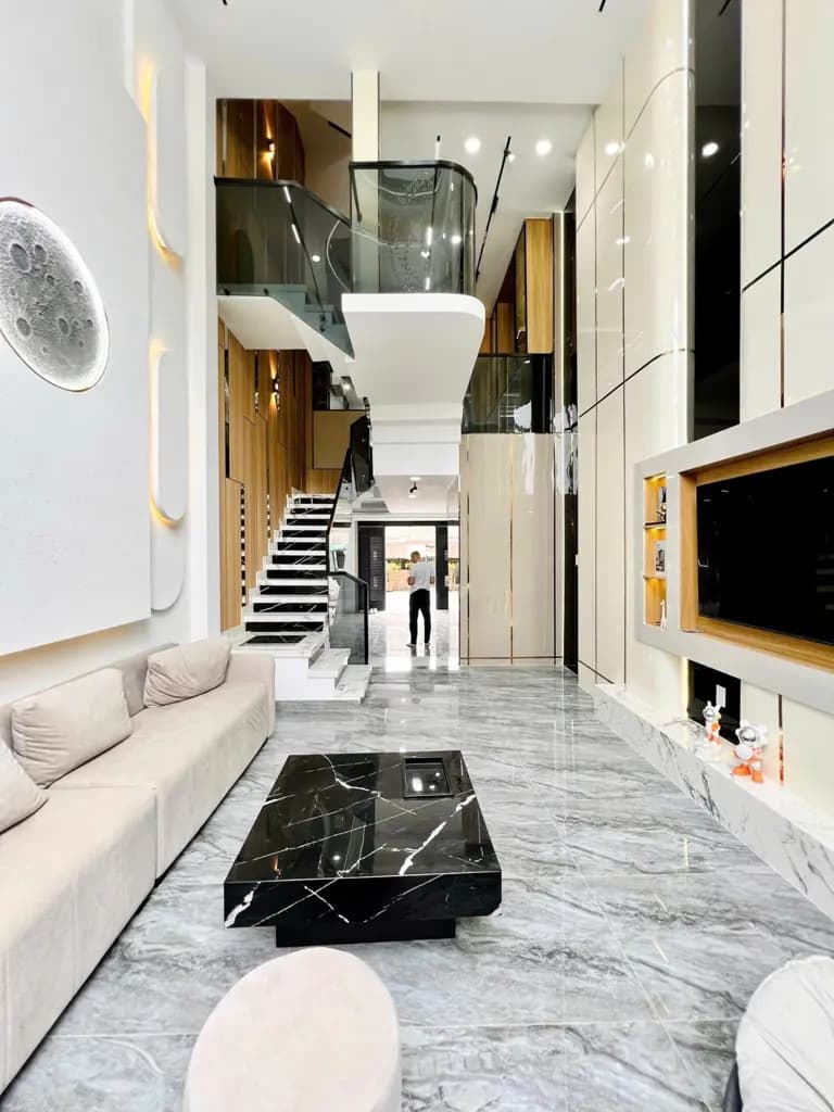 Main-NHÀ PHỐ LÊ QUANG HÒA – GARA Ô TÔ – PHÒNG SAUNA – ĐƯỜNG 8M – HẠ CÒN 6,1 TỶ-3