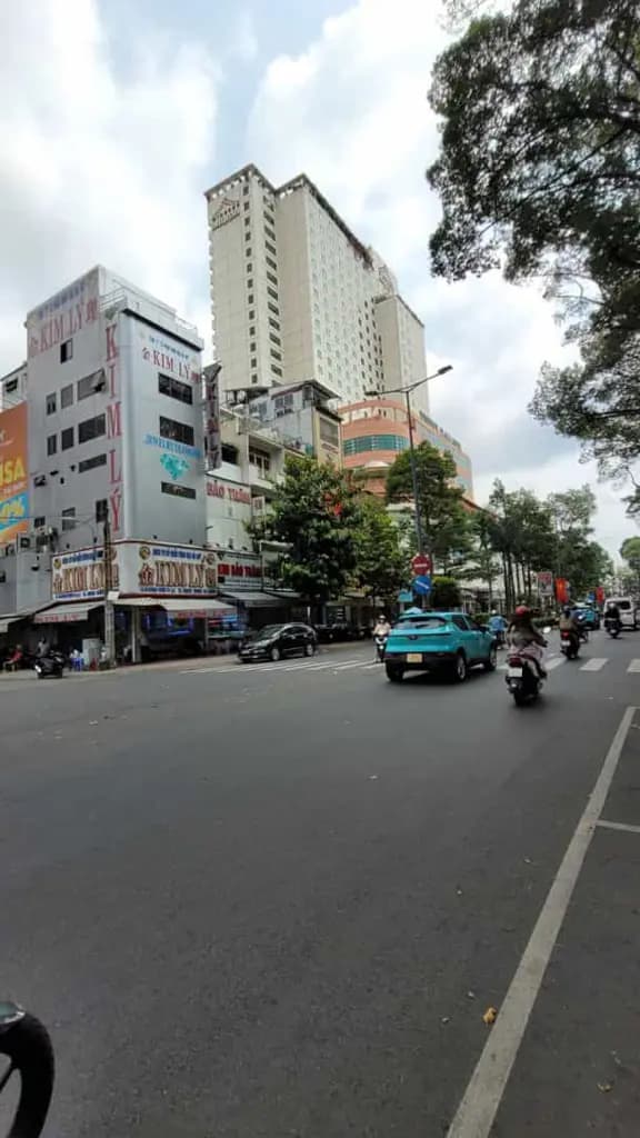 Main-Bán tòa nhà Đối Diện Chợ An Đông,P.8,Q.5 - 8x22m(CN:165m2)6 tầng + TM - 86 tỷ TL-0