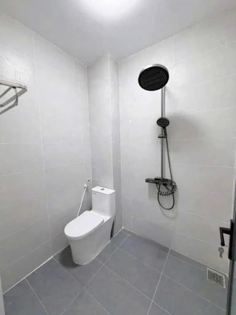 Main-1TỶ490 CÓ NGAY CĂN NHÀ SỔ RIÊNG - FULL THỔ CƯ CÁCH HƯƠNG LỘ 15 3P-0
