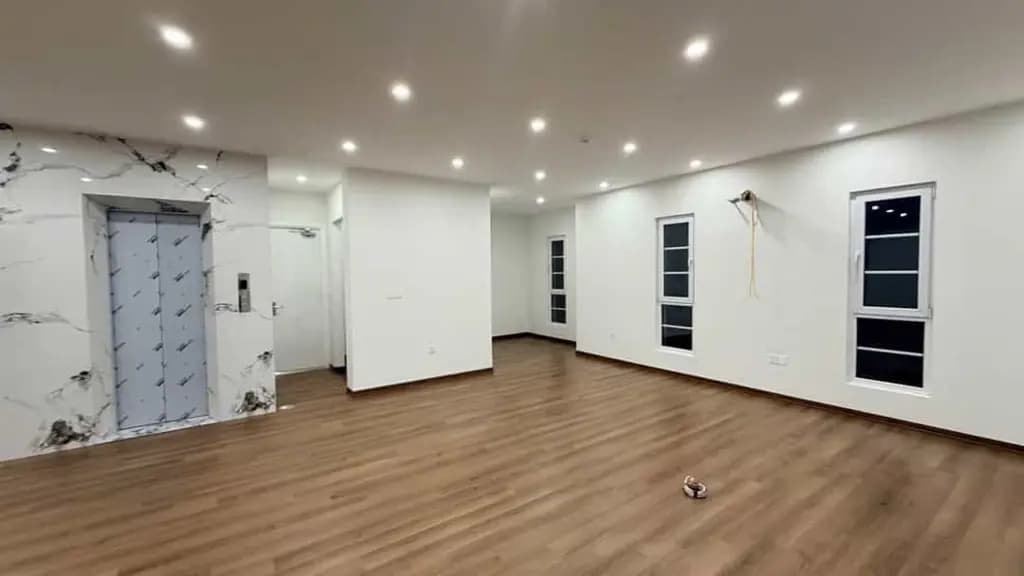 Main-Cho thuê lô góc 5 tầng 105m2 mặt hồ và công viên phố Thuận An,Trâu Quỳ,Gia Lâm-1
