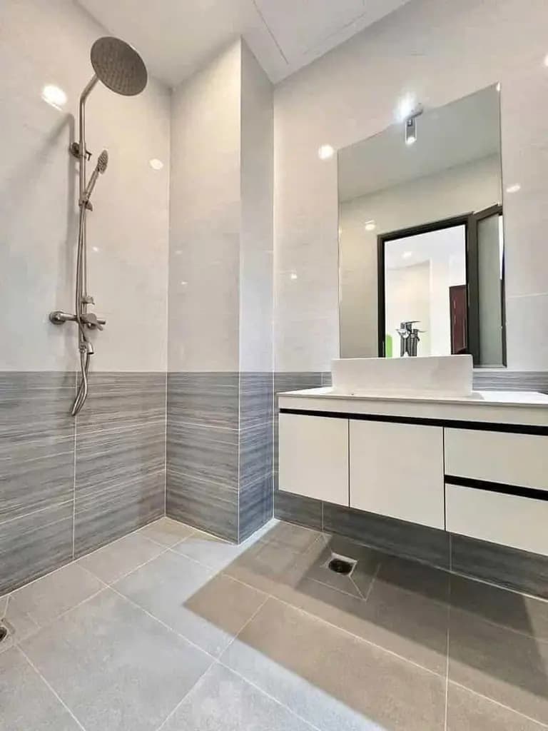 Main-Chủ Cần Bán Gấp CH Golden Plaza, GIÁ 1 TỶ 730, DT 89,2m², 2PN2WC, nội thất chủ tặng, SHR-5