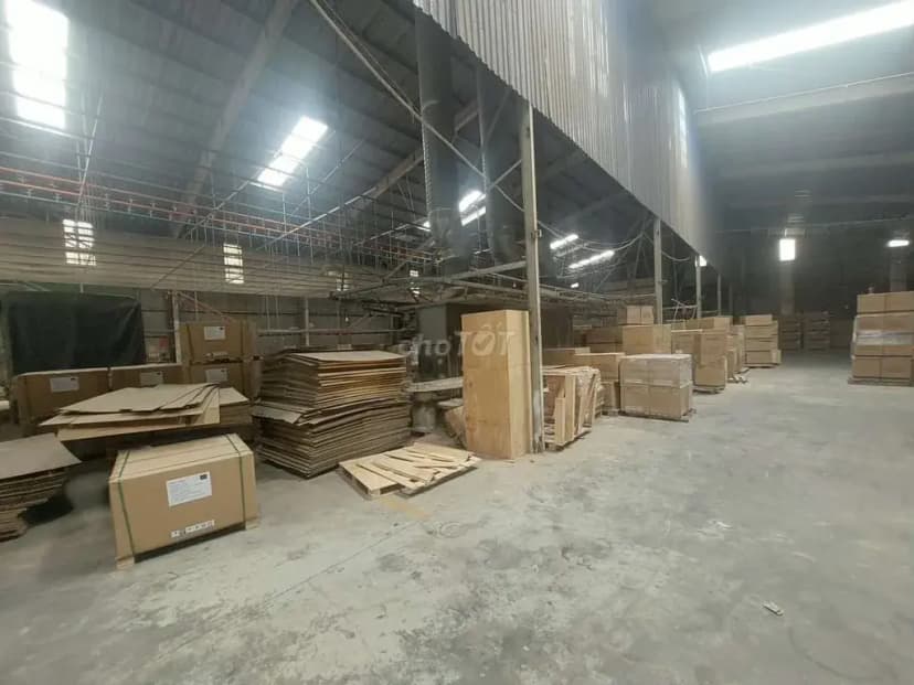 Cho thuê Kho, nhà xưởng 2500m2 giá 220 triệu tại - Chọn - Phường Khánh Bình Thị xã Tân Uyên Bình Dương