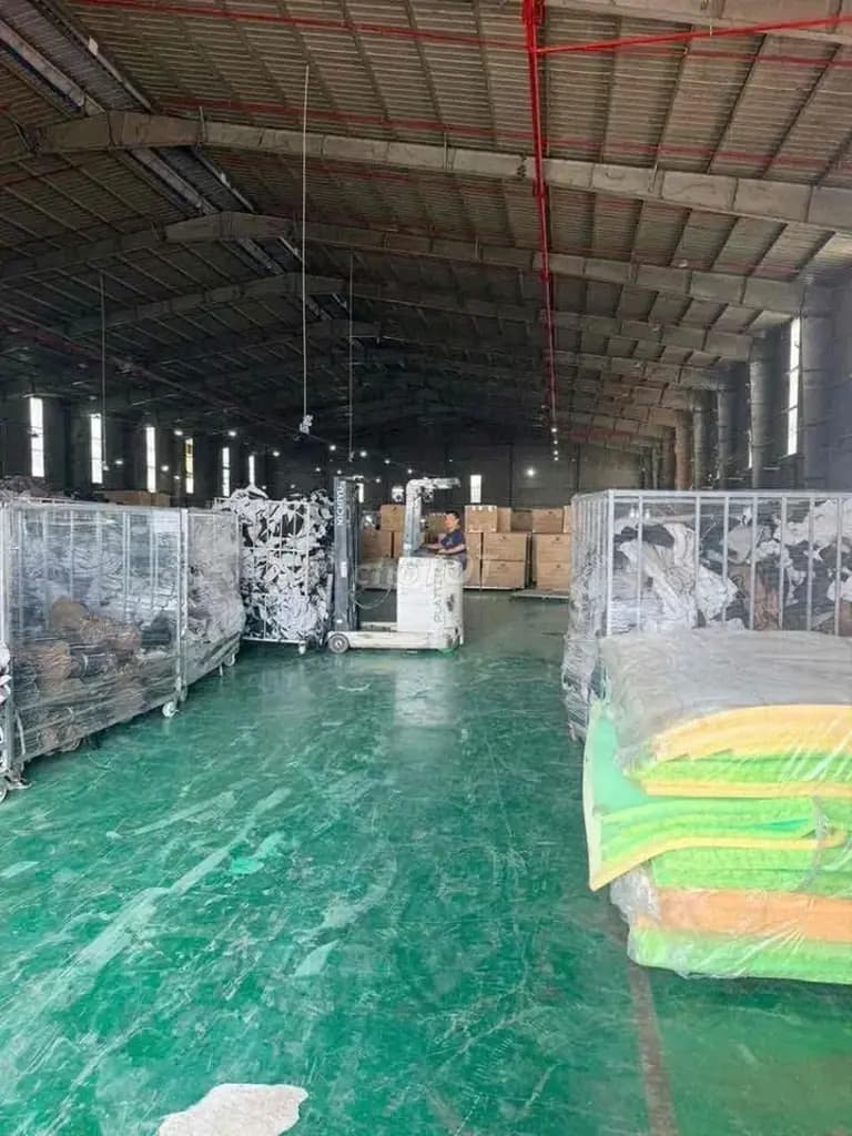 Main-Cho thuê Kho, nhà xưởng 2400m2 giá 140 triệu tại - Chọn - Phường Bình Chuẩn Thị xã Thuận An Bình Dương-0