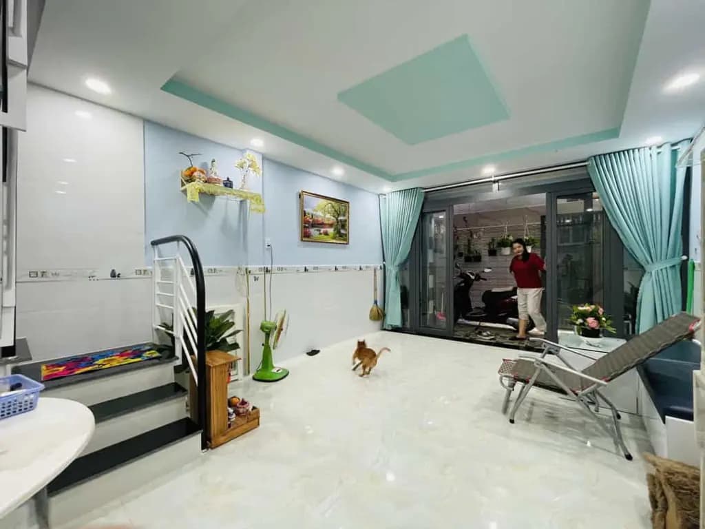 Main-Nhà rẻ nhỏ xinh - dt 40m2 2 tầng - khu Tân Sơn Nhì - quy hoạch ổn định - Giá chỉ 3,7 tỷ TL-2
