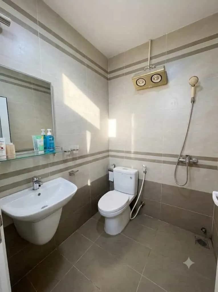 Main-Chủ Cần Bán Gấp CH Thuận Kiều Plaza, GIÁ 1 TỶ 750, DT 88,5m², 2PN2WC, nội thất chủ tặng, SHR-4