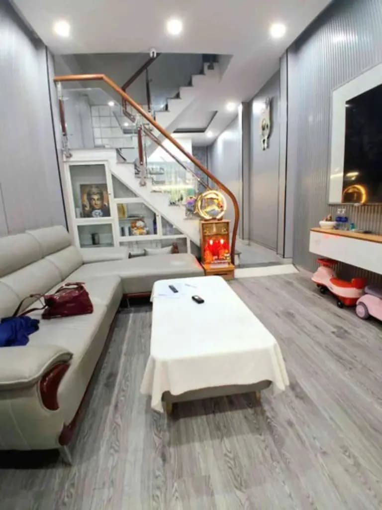 BÁN NHÀ 2 TẦNG ĐẸP - KIỆT Ô TÔ ĐƯỜNG ĐIỆN BIÊN PHỦ
