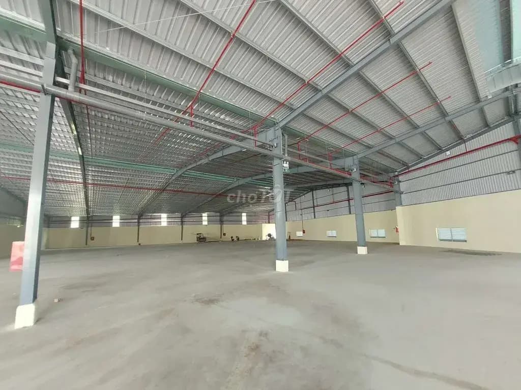 Main-Cho thuê xưởng mới 3400m2.Đầy đủ pháp lý.Gần khu CN Nam Tân Uyên,BD-1