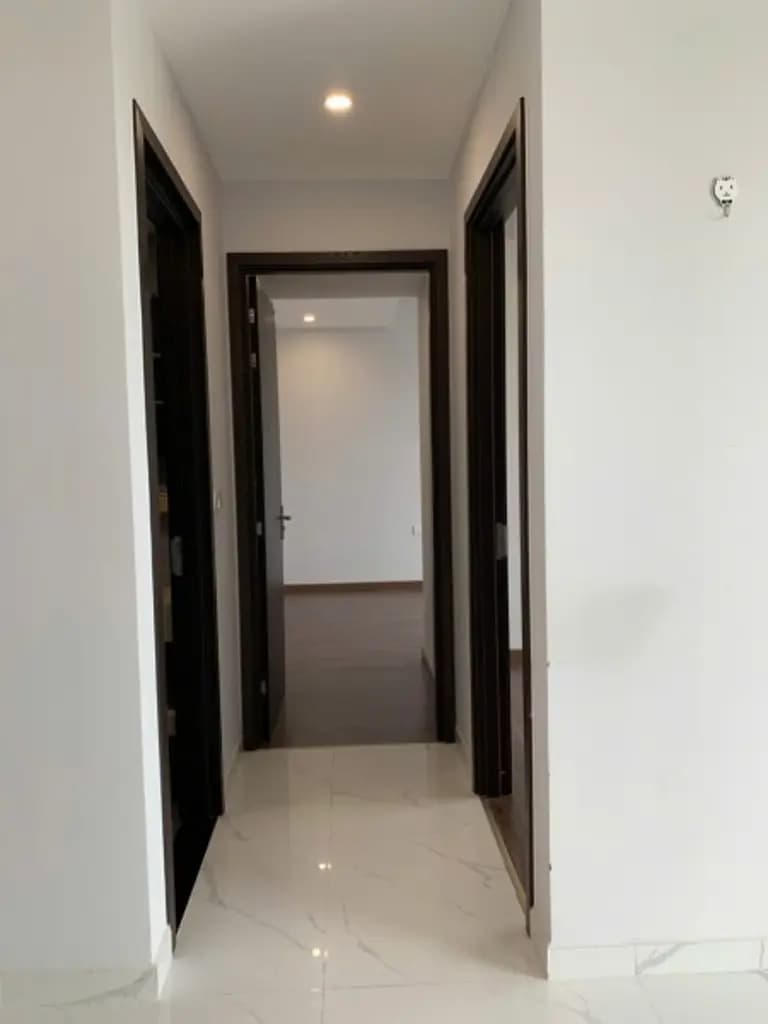 Main-79m2 hoàn thiện cơ bản - Giá 5.9 tỷ all in - 2PN2WC Celesta Rise-2