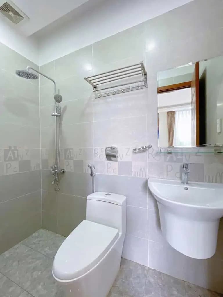 Main-Chủ Cần Bán Gấp CH Vinhomes Golden River, GIÁ 1 TỶ 760, DT 87,4m², 2PN2WC, nội thất chủ tặng, SHR-4