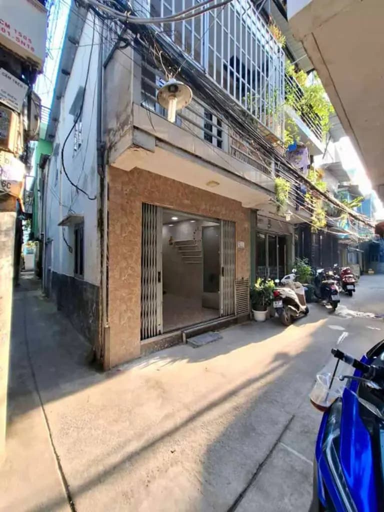 BÁN NHÀ GÓC 2 MẶT THOÁNG – 2 TẦNG – DƯƠNG BÁ TRẠC, NGAY CẦU NGUYỄN VĂN CỪ