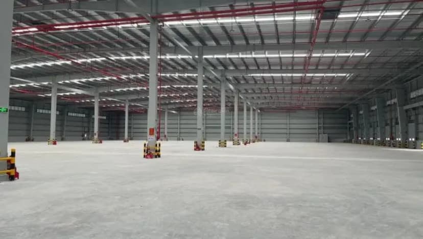 CHO THUÊ XƯỞNG tại phường Trảng Dài ( Thiện Tân cũ) tổng dt 6000 m2 Dt xưởng 4500 m2 giá 250 triệu/1 tháng. 2.550m² / 3.300m² / 2.100m² / 4.400m² / 2.800m² / 5.400m² / 3.500m² / 6.200m²