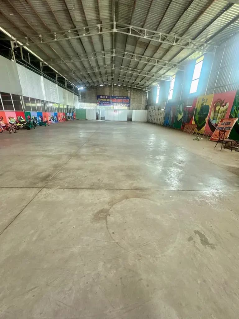 Main-Cho thuê kho xưởng 900m2 mặt tiền QL57C,Bến Tre có sẵn điện 3 pha-0