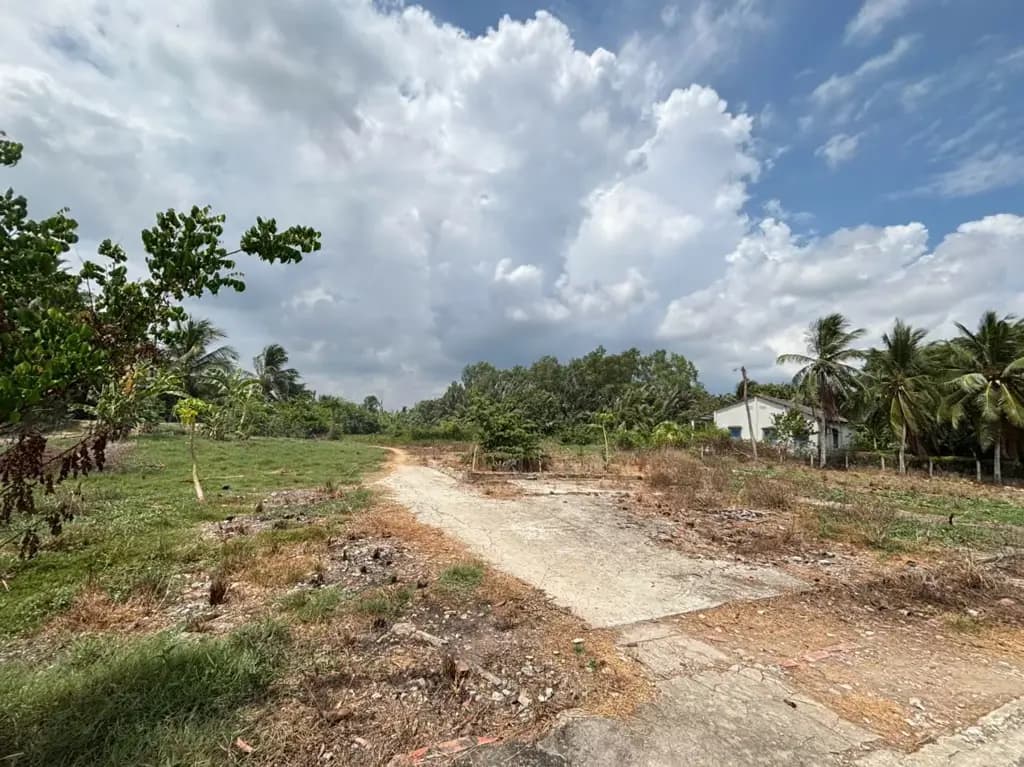 Main-Bán Đất 4275m2 có sẵn 3730 m2 thổ cư giá 5 tỷ tại Xã Thanh Phú Long Huyện Châu Thành Long An-0