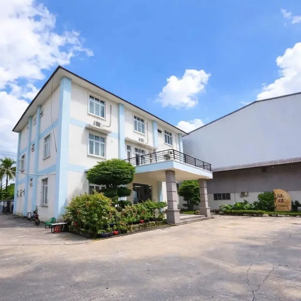 Cho Thuê 10.500m2 Xưởng trong KCN Tân Uyên Bình Dương ,S.X đa nghành Lh Zalo: 0827.373.025