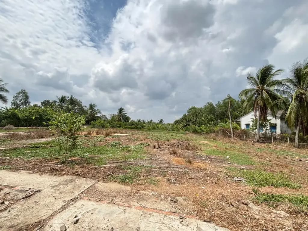 Main-Bán Đất 4275m2 có sẵn 3730 m2 thổ cư giá 5 tỷ tại Xã Thanh Phú Long Huyện Châu Thành Long An-1
