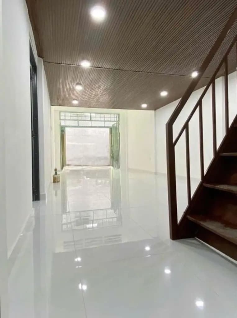 Main-Mặt Tiền Hẻm Xe Tải CMT8 - Sát Công Viên Lê Thị Riêng, Phù Hợp Kinh Doanh Mọi Ngành Nghề-3