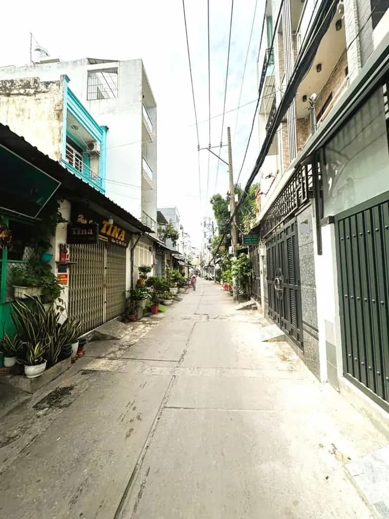 Main-93m2 TRỊNH ĐÌNH TRỌNG / HẺM 4M THÔNG / 9 TỶ 5-0