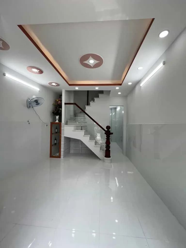 Main-BÁN NHÀ MẶT TIỀN MAI HẮC ĐẾ – 3 TẦNG BTCT – SÂN RỘNG ĐẬU XE HƠI TRONG NHÀ-5