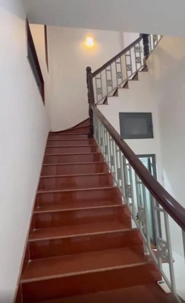Main-Bán Nhà HXH Bạch Đằng - Sát Sân Bay - 70m² - 3 Tầng - Giá 14.X Tỷ-1