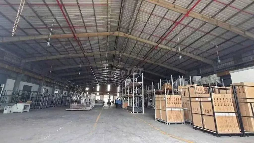 Main-chính Chủ Cho Thuê Nhà Xưởng 2000. Thuận An, 3.5usd/m. giấy tờ đầy đủ Lh Zalo: 0827.373.025-1