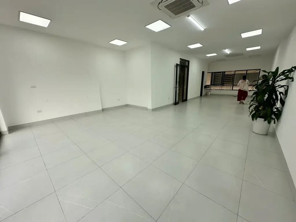 Main-Cho thuê sàn văn phòng mặt phố Tố Hữu, 90 m2/tầng. sàn thông như hình-3