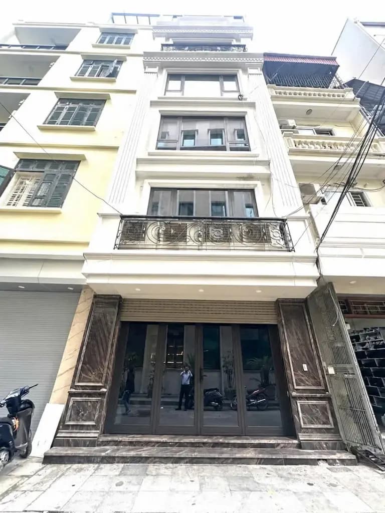 Cho thuê nhà phân Lô M2 Yên Hoà ( Ngõ 35 trần kim xuyến) , Cầu Giấy 90m² x 5 tầng, có thang máy, giá 50 tr/tháng làm văn phòng.